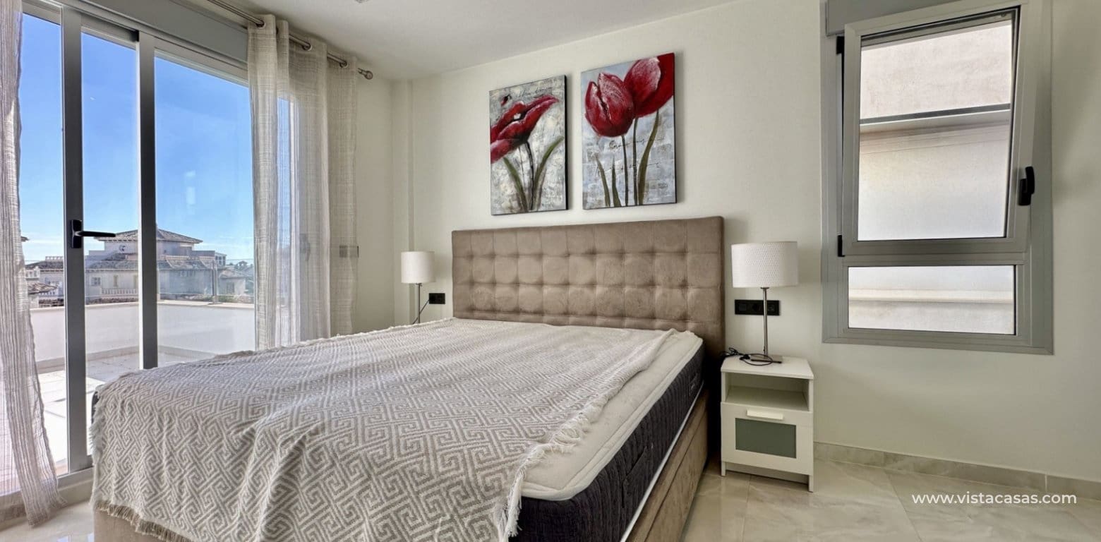 3 bedroom Villa for sale in Cabo Roig - € 389,000 (Ref: 9409393)