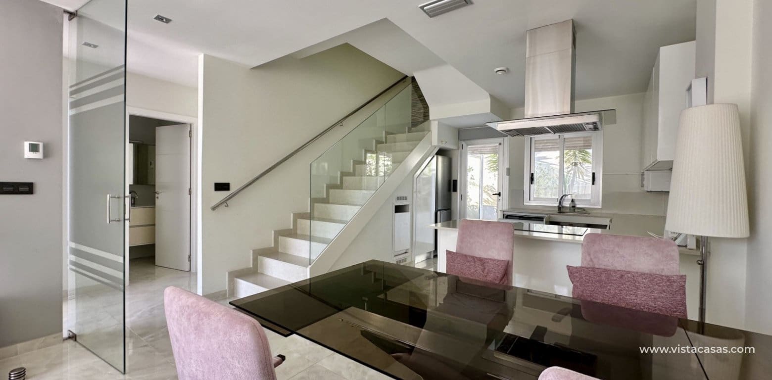 3 bedroom Villa for sale in Cabo Roig - € 389,000 (Ref: 9409393)