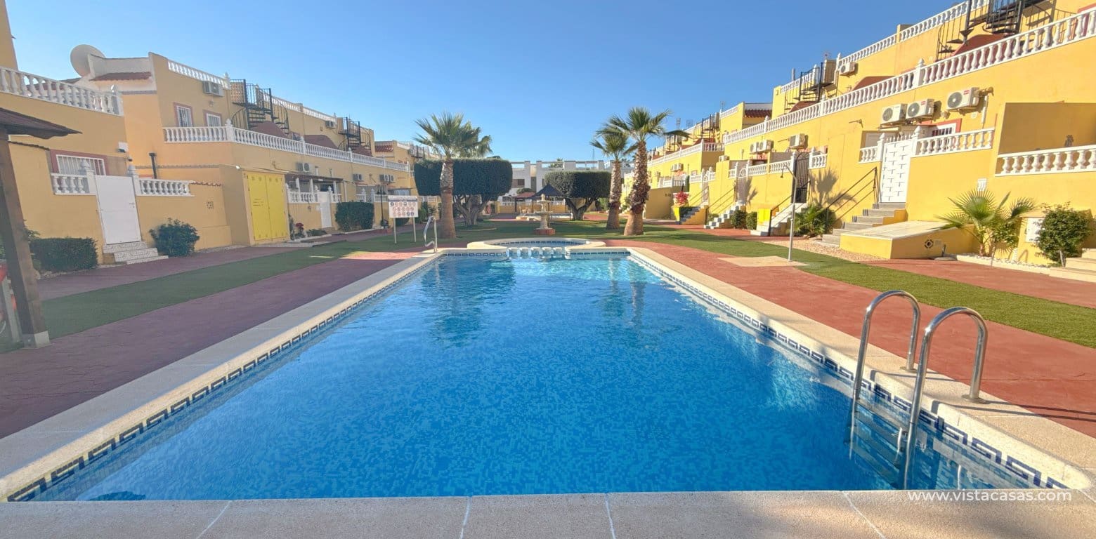 2 soveværelse Byhus til salg i La Zenia - € 209.950 (Ref: 9409395)