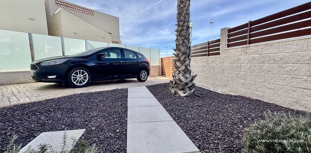 3 Zimmer Villa zu verkaufen in Benijófar - 395.000 € (Ref: 9411342)