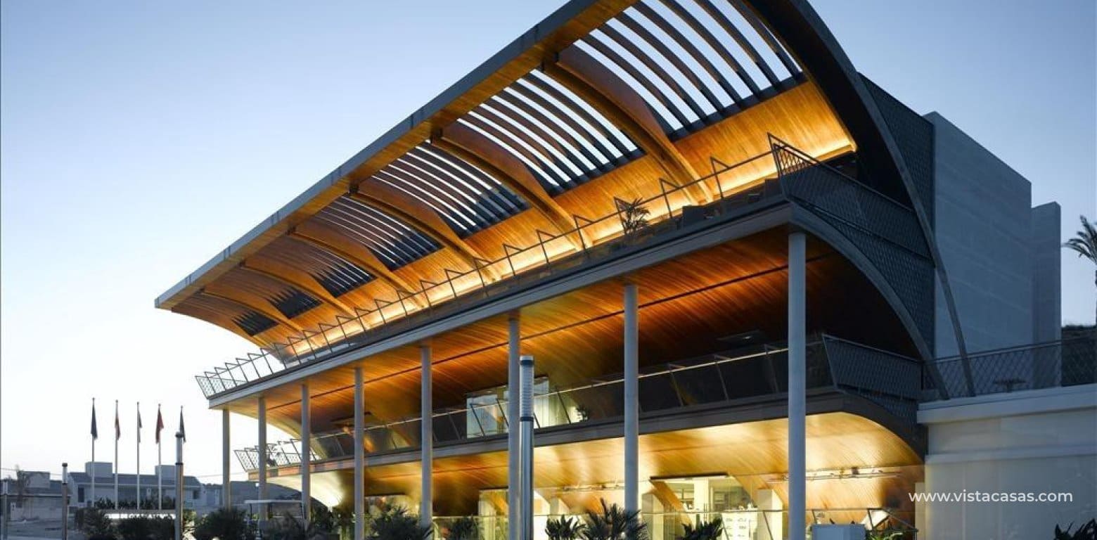 4 slaapkamer Villa te koop in Avileses - € 375.000 (Ref: 9412696)