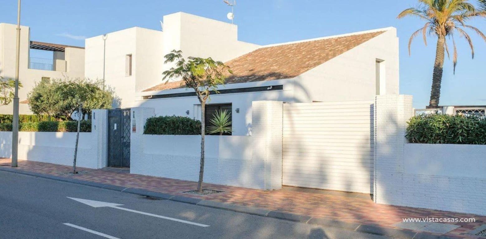 4 slaapkamer Villa te koop in Avileses - € 375.000 (Ref: 9412696)