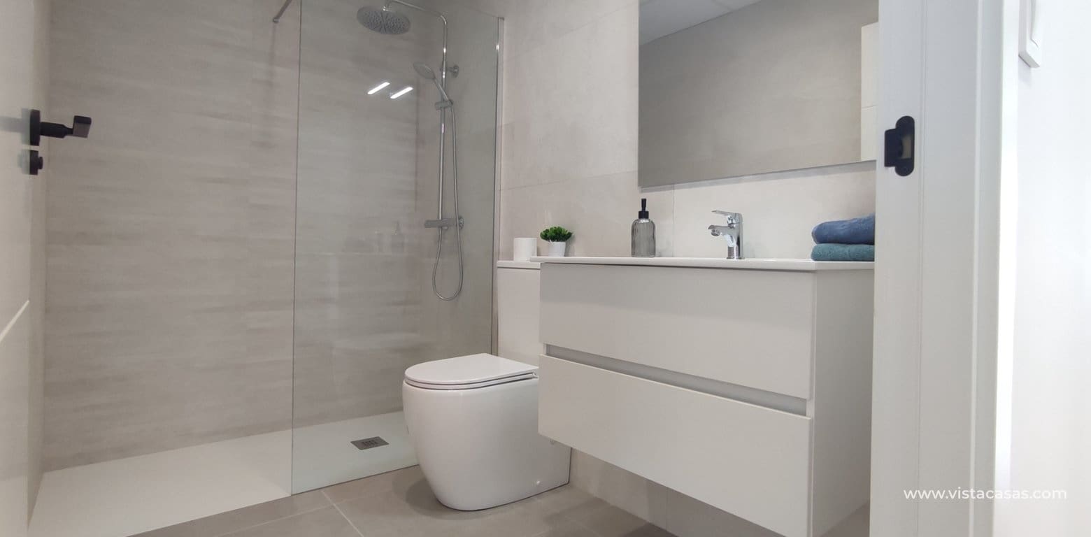 Chalet de 3 habitaciones en Balsicas en venta - 325.000 € (Ref: 9420042)