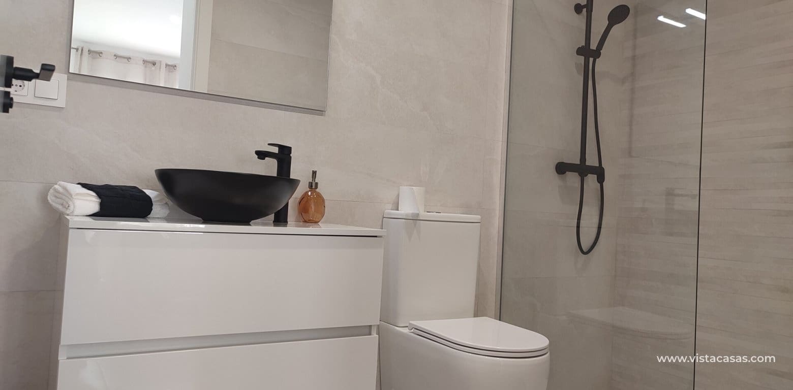 Chalet de 3 habitaciones en Balsicas en venta - 325.000 € (Ref: 9420042)