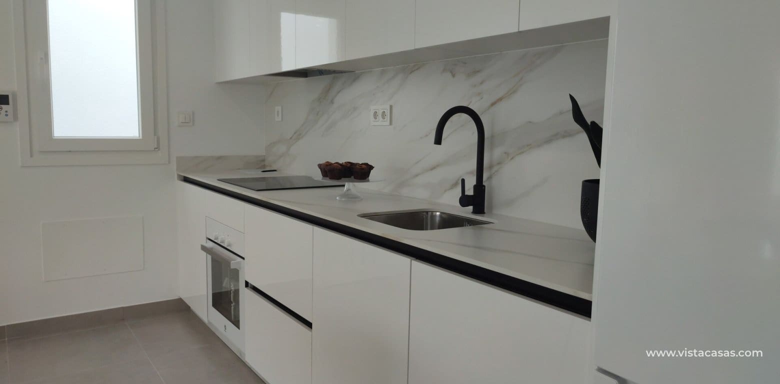 Chalet de 3 habitaciones en Balsicas en venta - 325.000 € (Ref: 9420042)