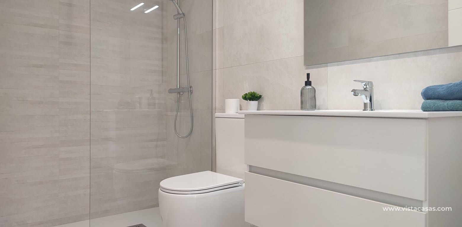 Chalet de 3 habitaciones en Balsicas en venta - 325.000 € (Ref: 9420042)