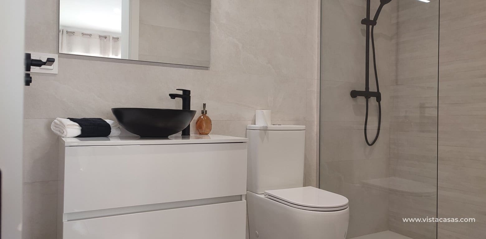 Chalet de 3 habitaciones en Balsicas en venta - 325.000 € (Ref: 9420042)