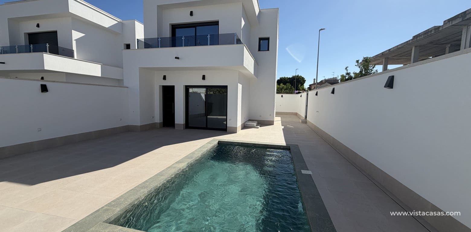 3 soverom Villa til salgs i Benijofar med svømmebasseng - € 359 900 (Ref: 9420050)