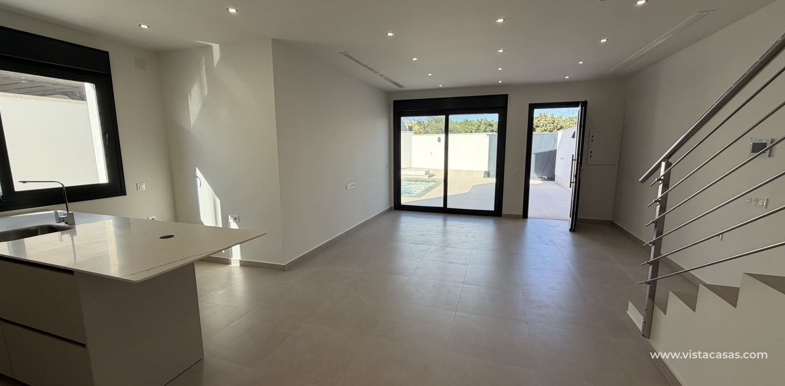 3 soverom Villa til salgs i Benijofar med svømmebasseng - € 359 900 (Ref: 9420050)