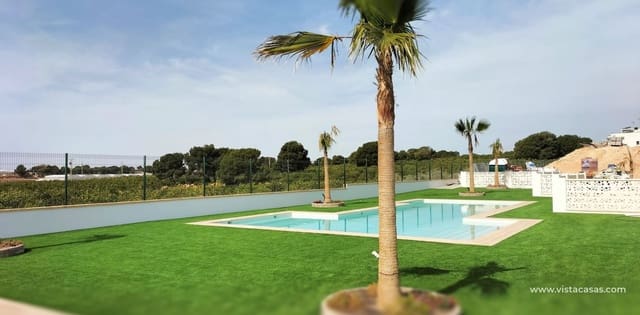 3 slaapkamer Villa te koop in Pinar de Campoverde, Pilar de la Horadada - € 389.000 (Ref: 9420051)