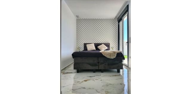 3 slaapkamer Villa te koop in Pinar de Campoverde, Pilar de la Horadada - € 389.000 (Ref: 9420051)