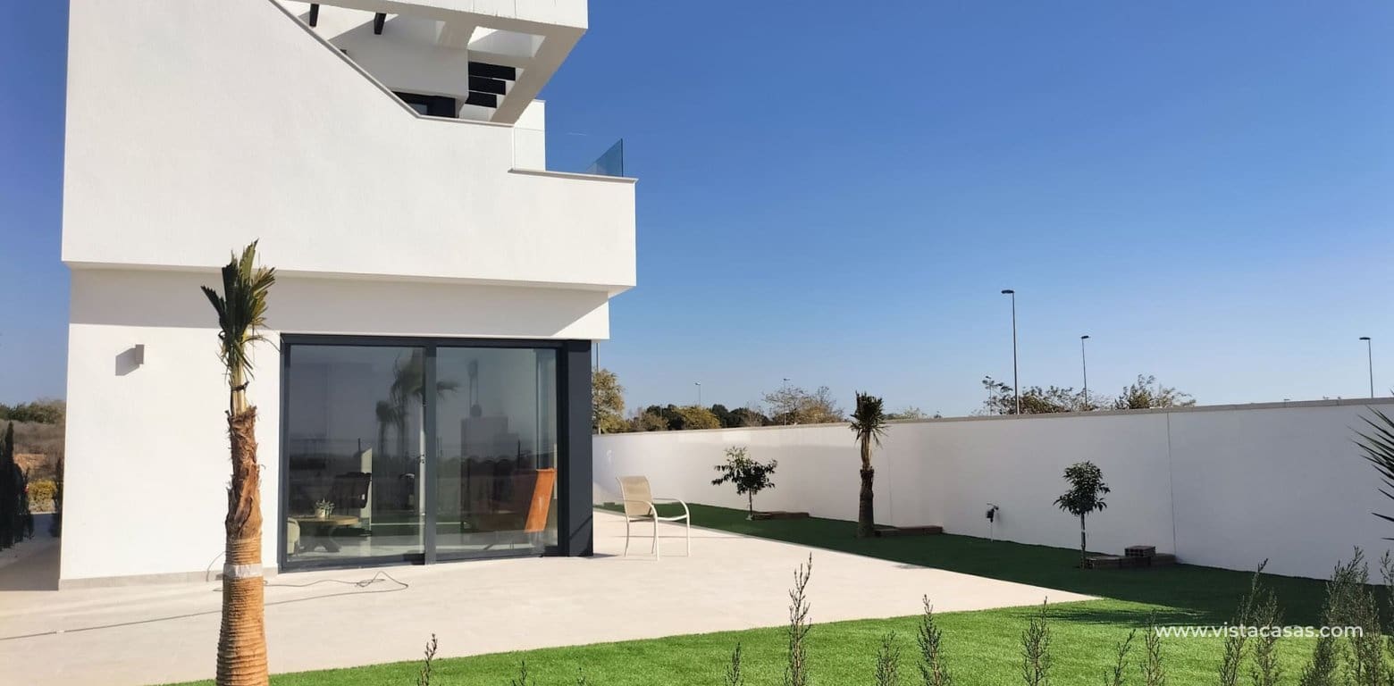 3 slaapkamer Villa te koop in Pilar de la Horadada - € 389.000 (Ref: 9420051)