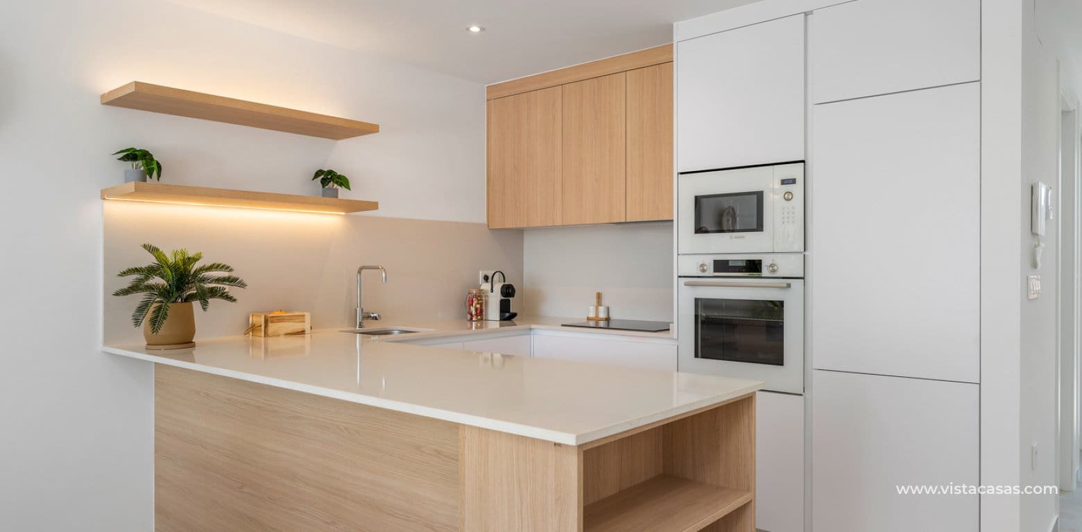 Chalet de 3 habitaciones en Los Alcázares en venta - 399.900 € (Ref: 9420055)