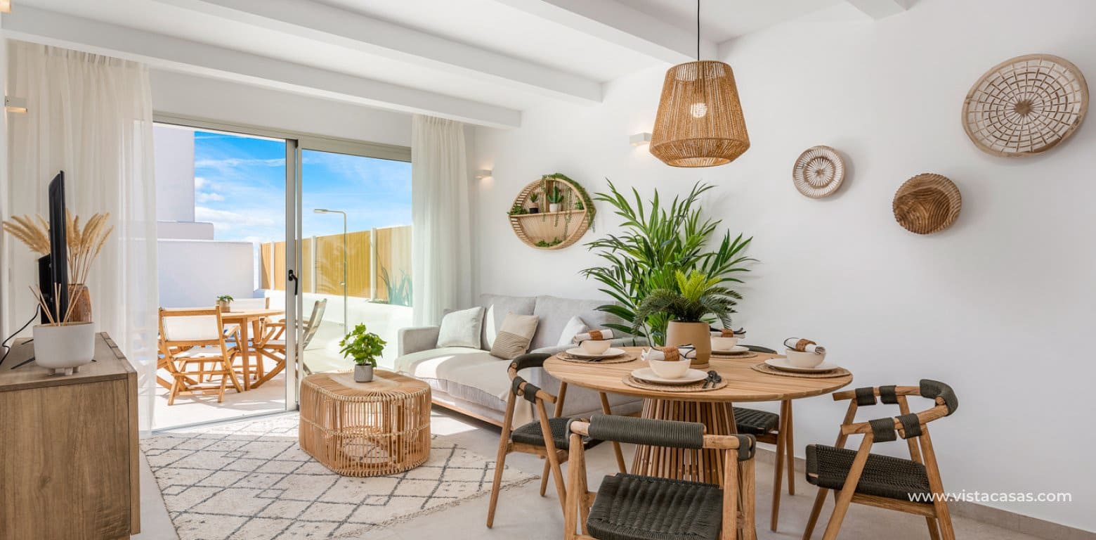 Chalet de 3 habitaciones en Los Alcázares en venta - 399.900 € (Ref: 9420055)