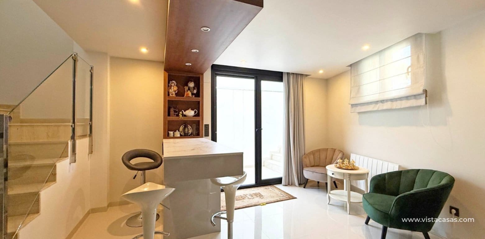 3 Zimmer Villa zu verkaufen in Villamartin - 475.000 € (Ref: 9420056)