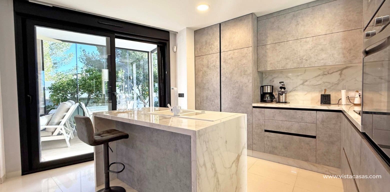 3 Zimmer Villa zu verkaufen in Villamartin - 475.000 € (Ref: 9420056)