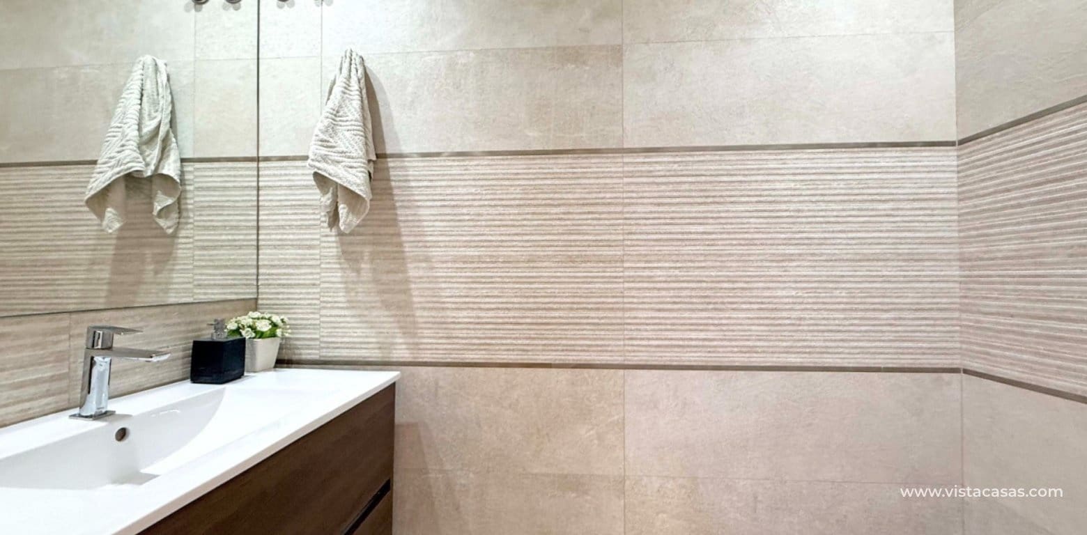 3 Zimmer Villa zu verkaufen in Villamartin - 475.000 € (Ref: 9420056)