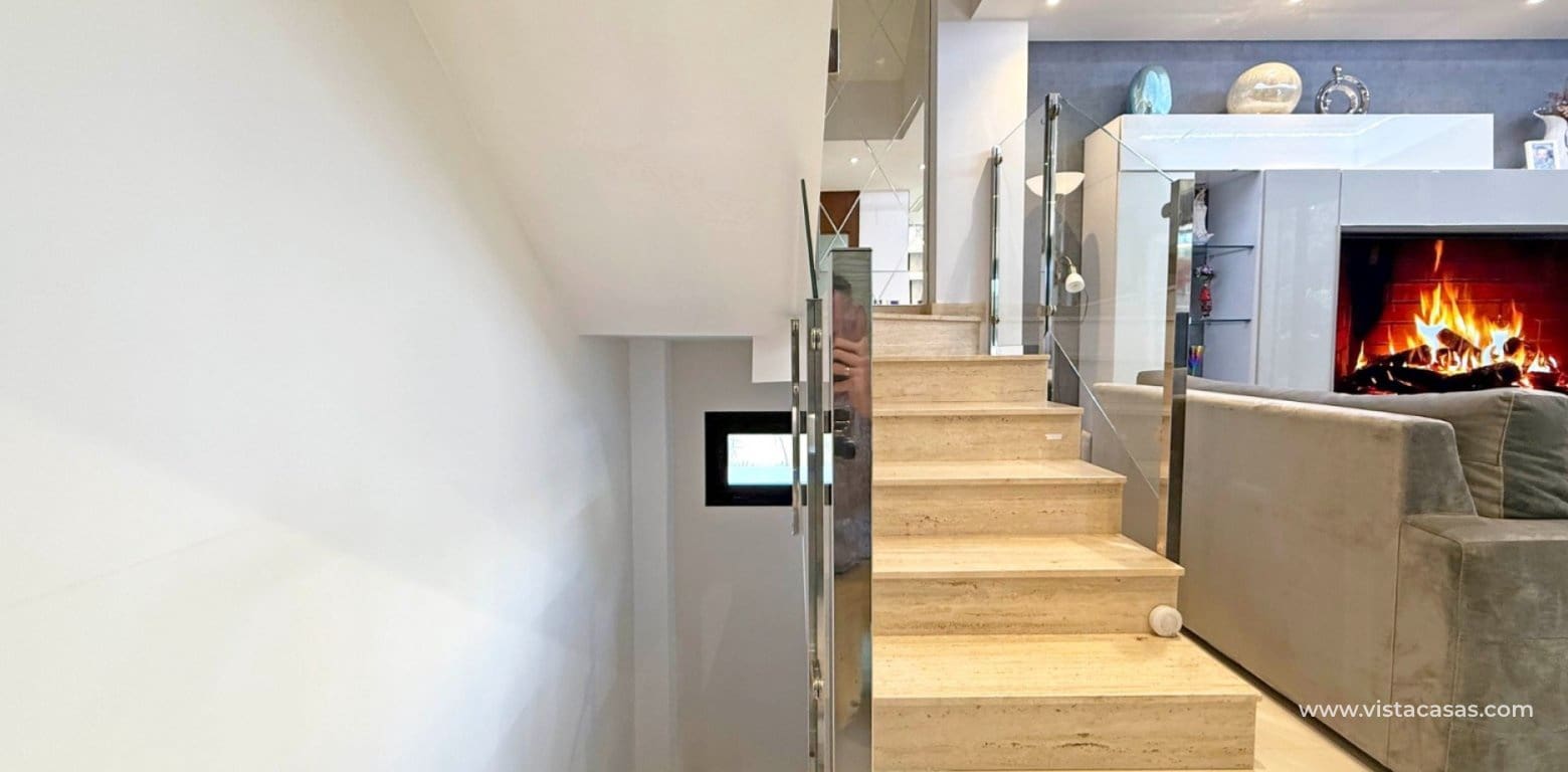 3 Zimmer Villa zu verkaufen in Villamartin - 475.000 € (Ref: 9420056)