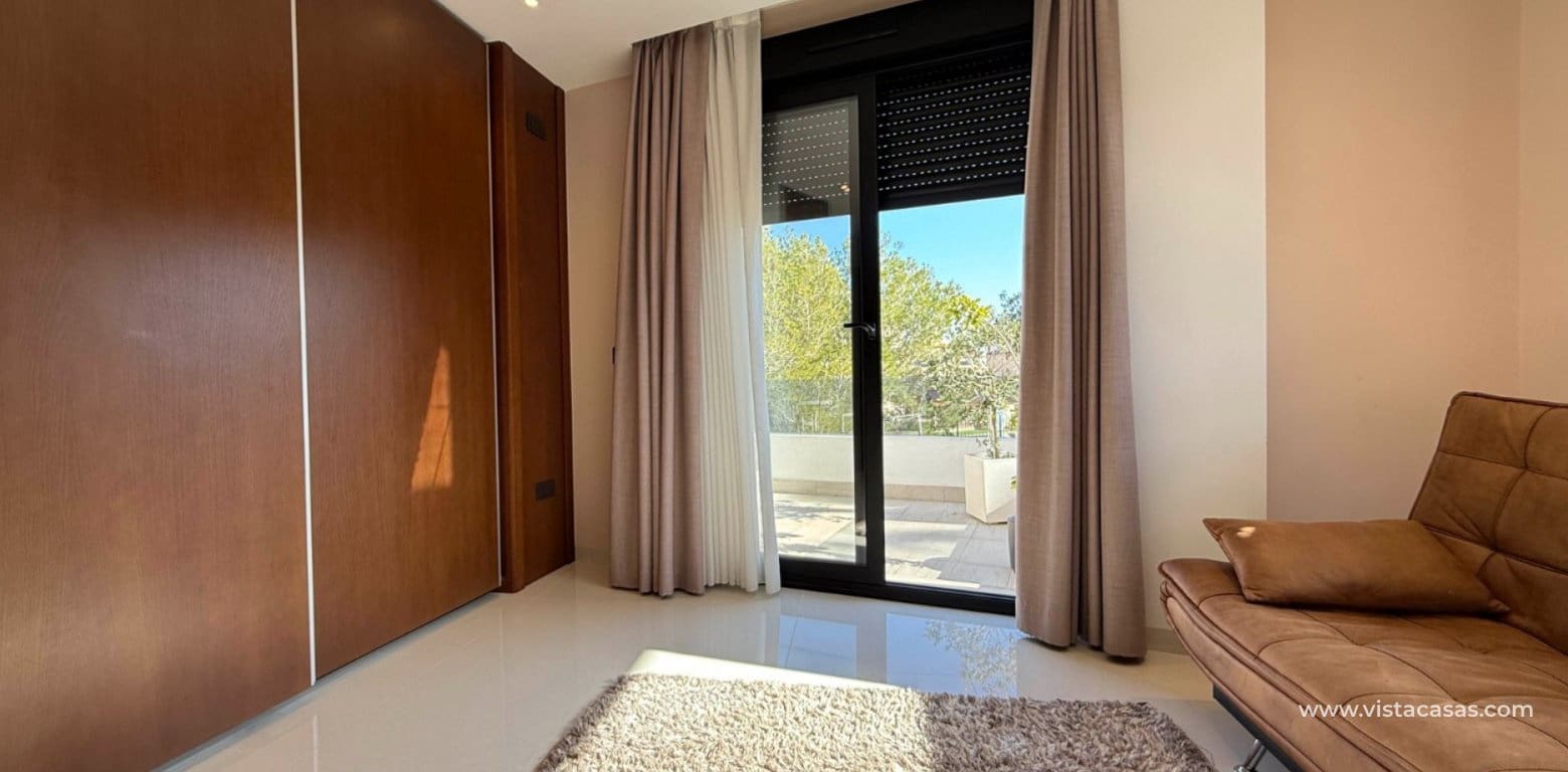 3 Zimmer Villa zu verkaufen in Villamartin - 475.000 € (Ref: 9420056)