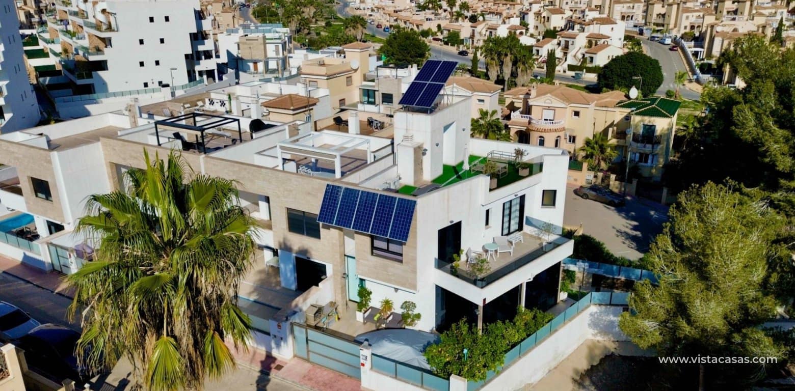 3 Zimmer Villa zu verkaufen in Villamartin - 475.000 € (Ref: 9420056)