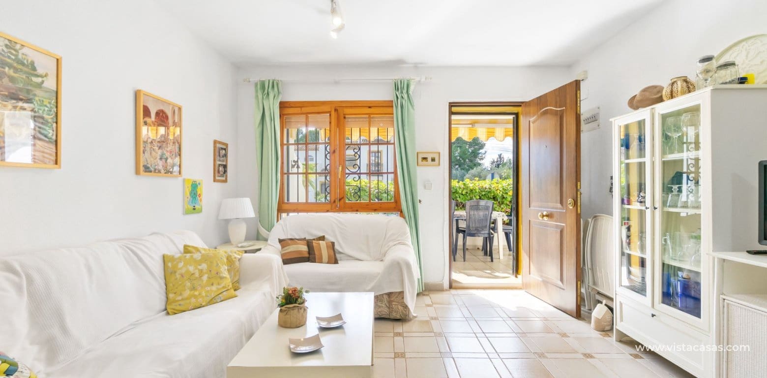 Apartamento de 3 habitaciones en Villamartin en venta - 199.000 € (Ref: 9420057)