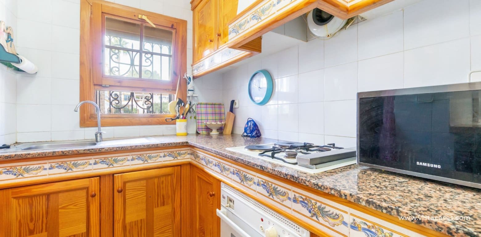 Apartamento de 3 habitaciones en Villamartin en venta - 199.000 € (Ref: 9420057)