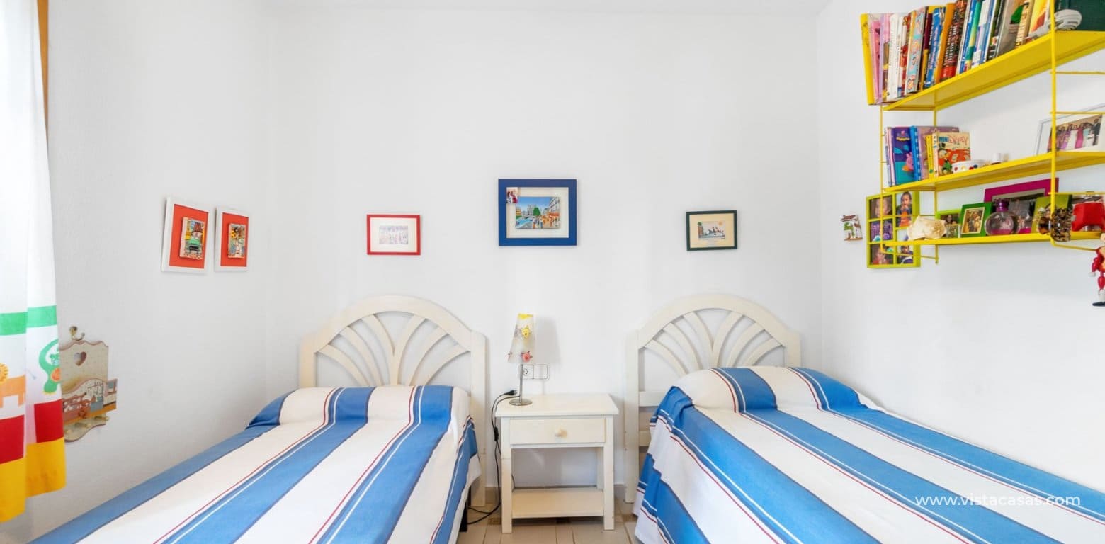 Apartamento de 3 habitaciones en Villamartin en venta - 199.000 € (Ref: 9420057)