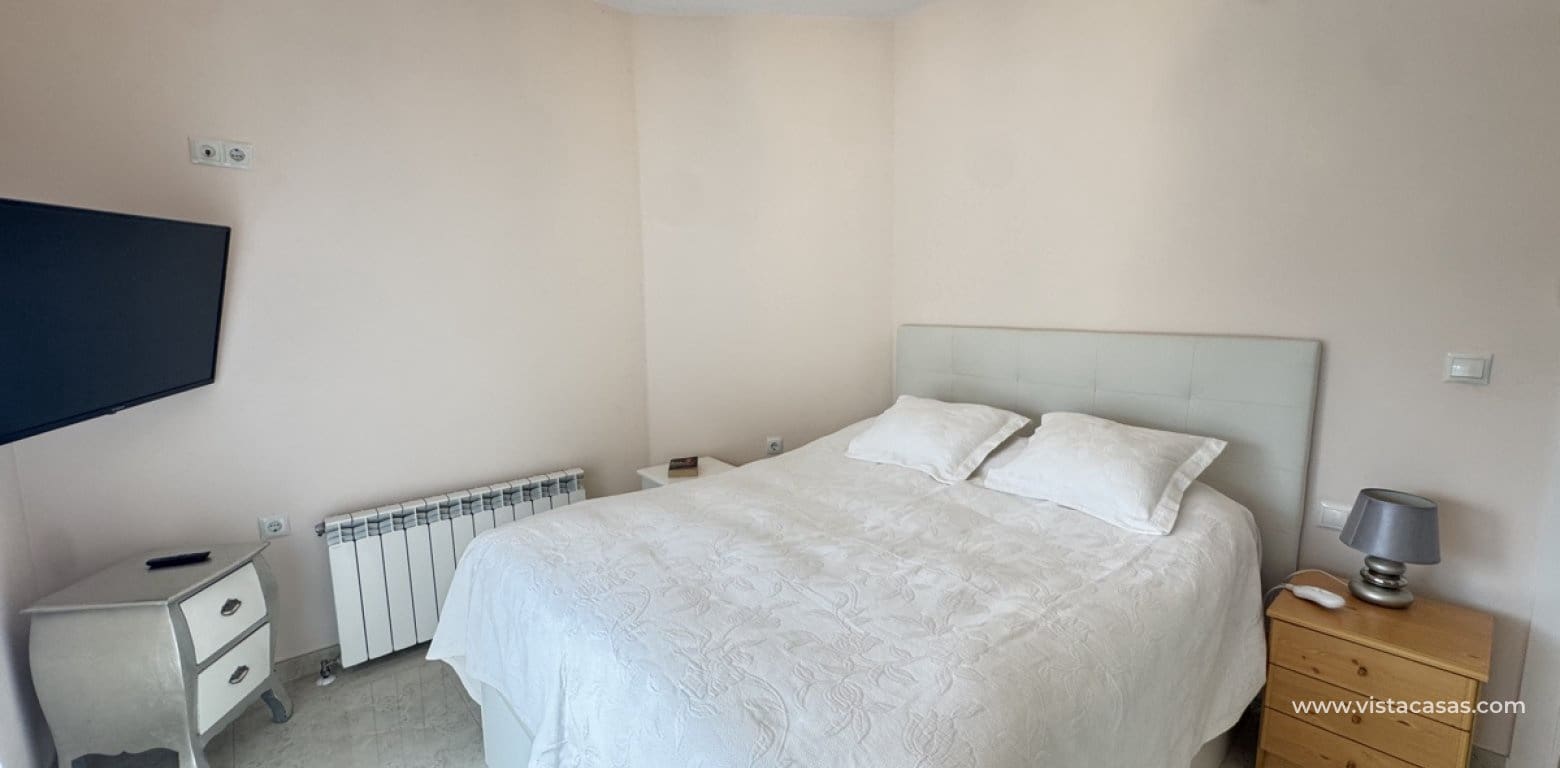 3 bedroom Villa for sale in Villamartin - € 375,000 (Ref: 9420059)