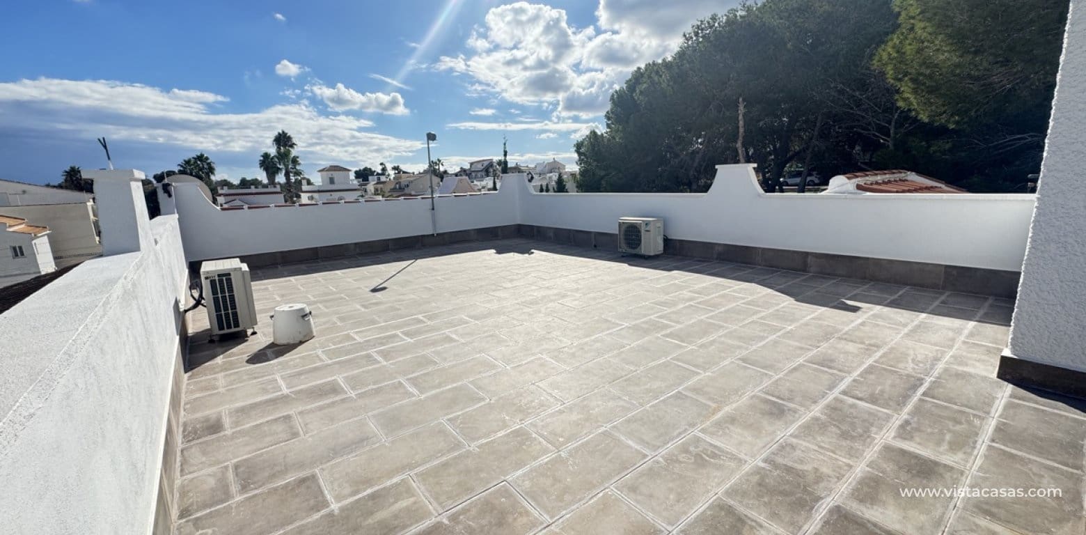 3 bedroom Villa for sale in Villamartin - € 375,000 (Ref: 9420059)