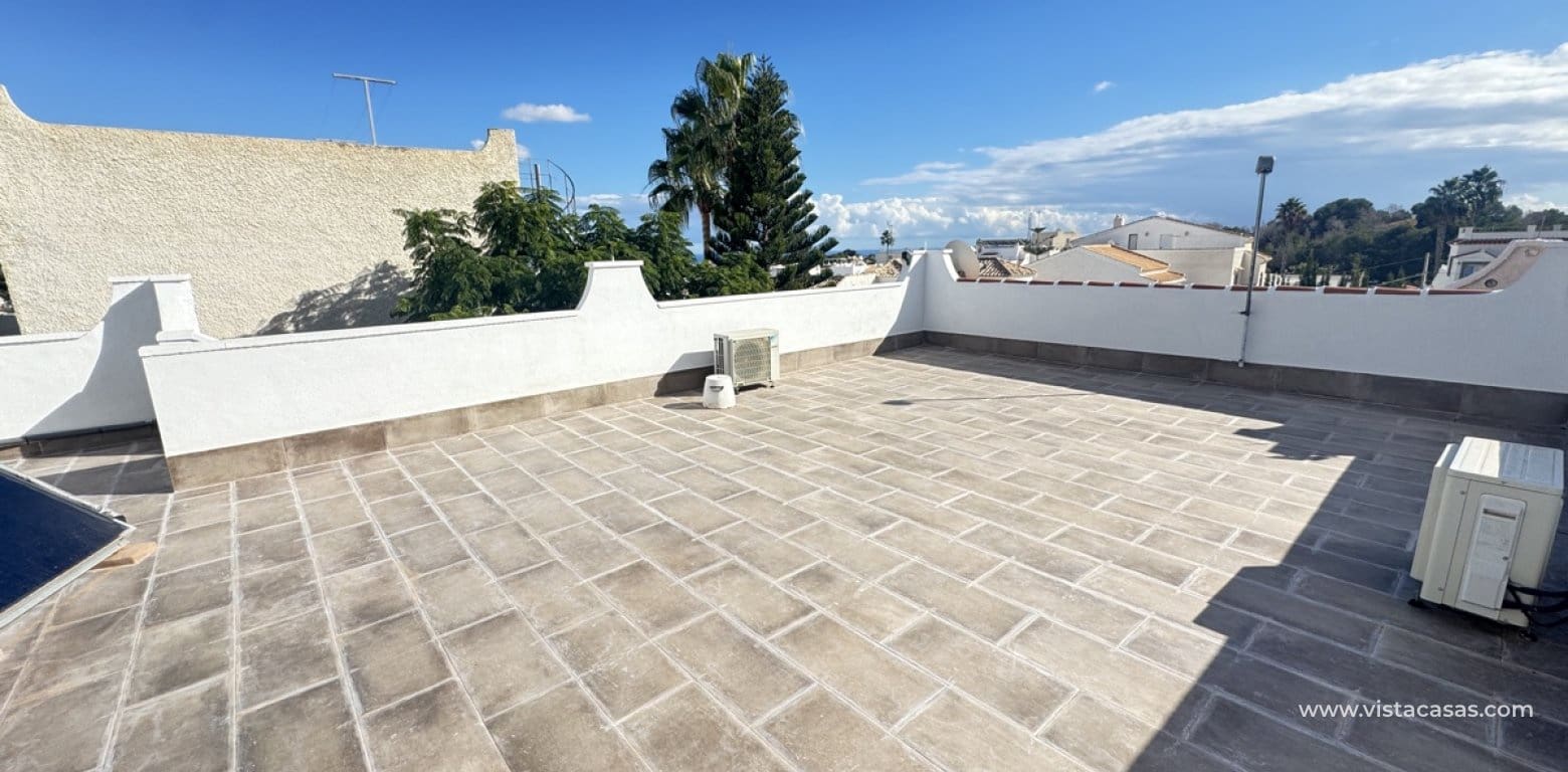 3 bedroom Villa for sale in Villamartin - € 375,000 (Ref: 9420059)