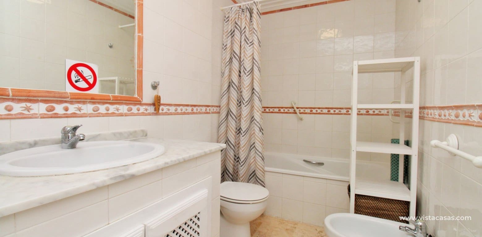 2 slaapkamer Appartement te koop in Villamartin met zwembad - € 169.900 (Ref: 9421670)