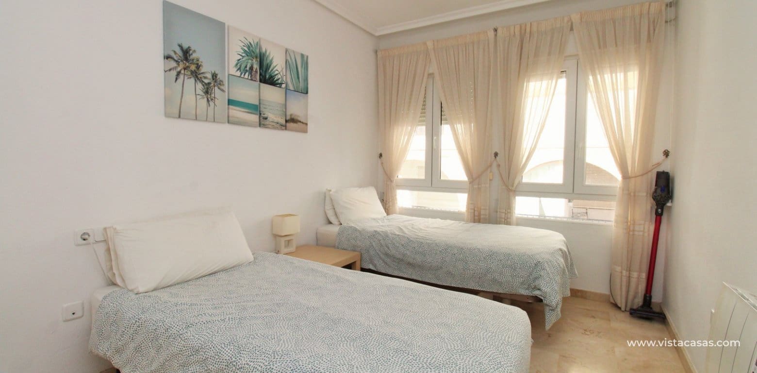 2 slaapkamer Appartement te koop in Villamartin met zwembad - € 169.900 (Ref: 9421670)