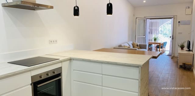 2 makuuhuone Bungalow myytävänä paikassa Playa Flamenca, Orihuela - 165 000 € (Ref: 9424104)