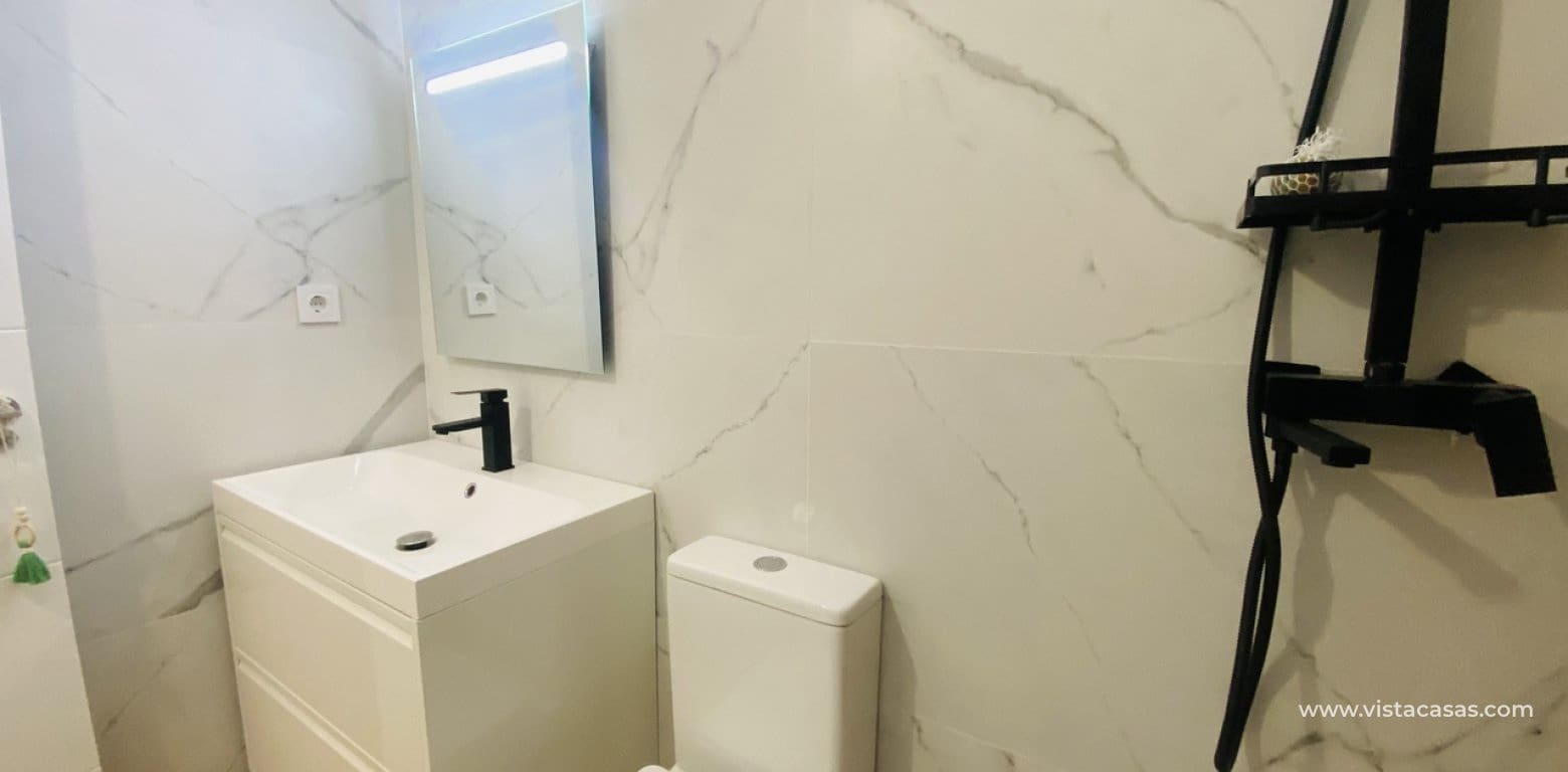 2 soveværelse Bungalow til salg i Playa Flamenca - € 165.000 (Ref: 9424104)