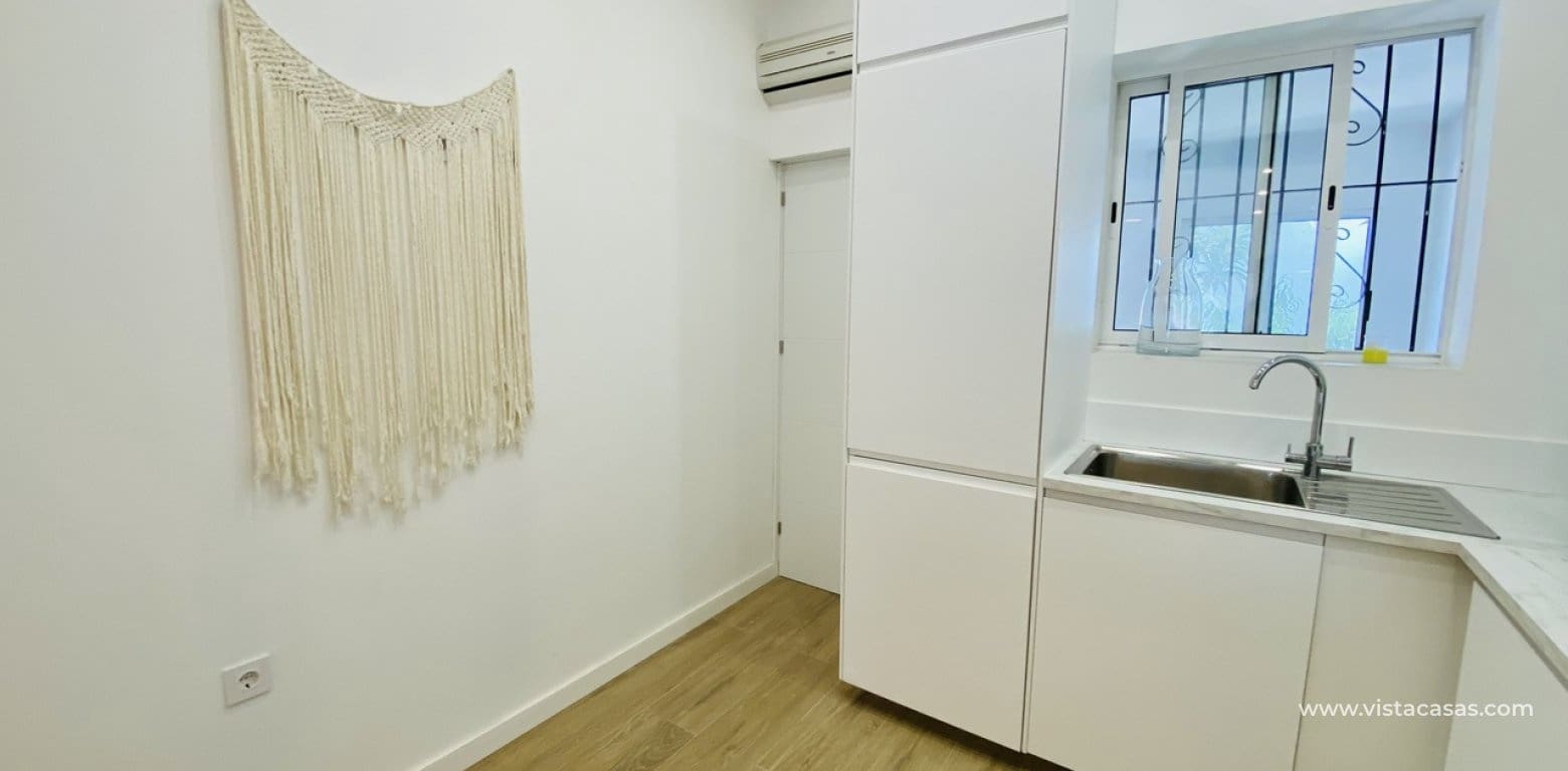 2 soveværelse Bungalow til salg i Playa Flamenca - € 165.000 (Ref: 9424104)