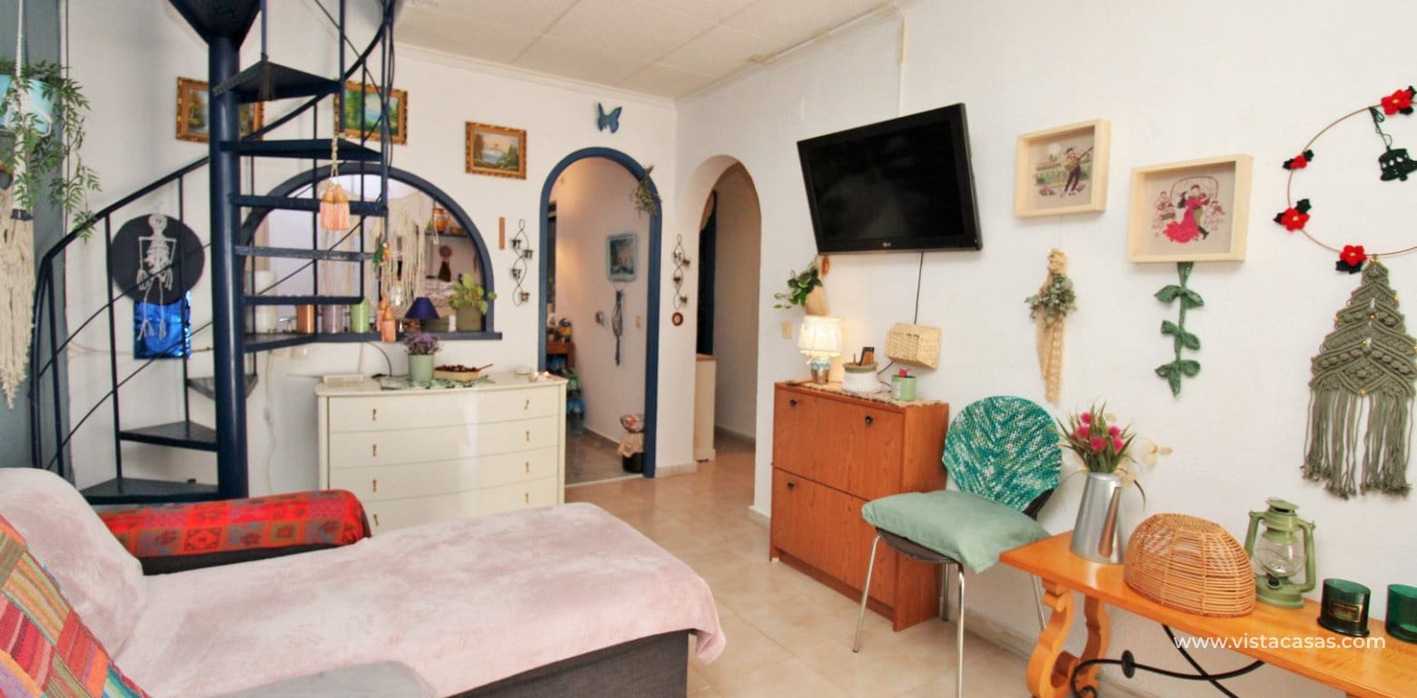 2 makuuhuone Bungalow myytävänä paikassa El Chaparral - 119 000 € (Ref: 9424130)