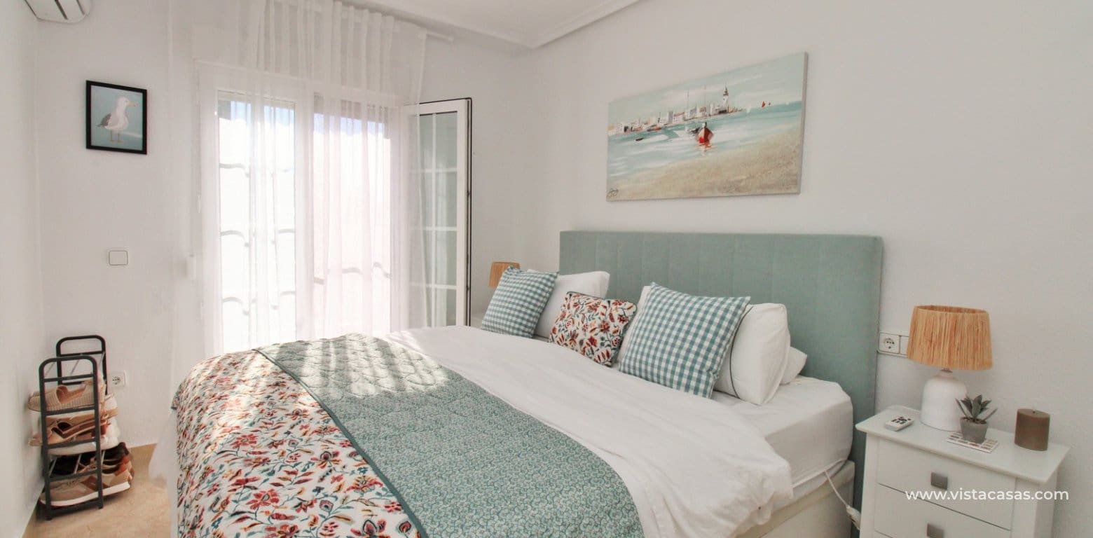 2 soveværelse Byhus til salg i Villamartin med swimmingpool - € 244.990 (Ref: 9424131)