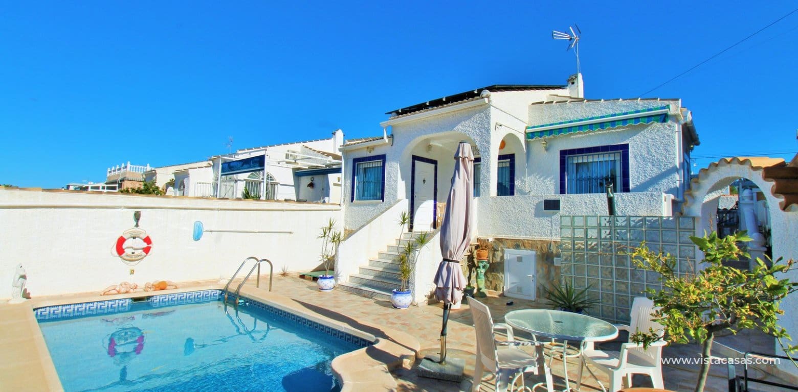 2 bedroom Villa for sale in El Chaparral with pool - € 279,000 (Ref: 9424165)