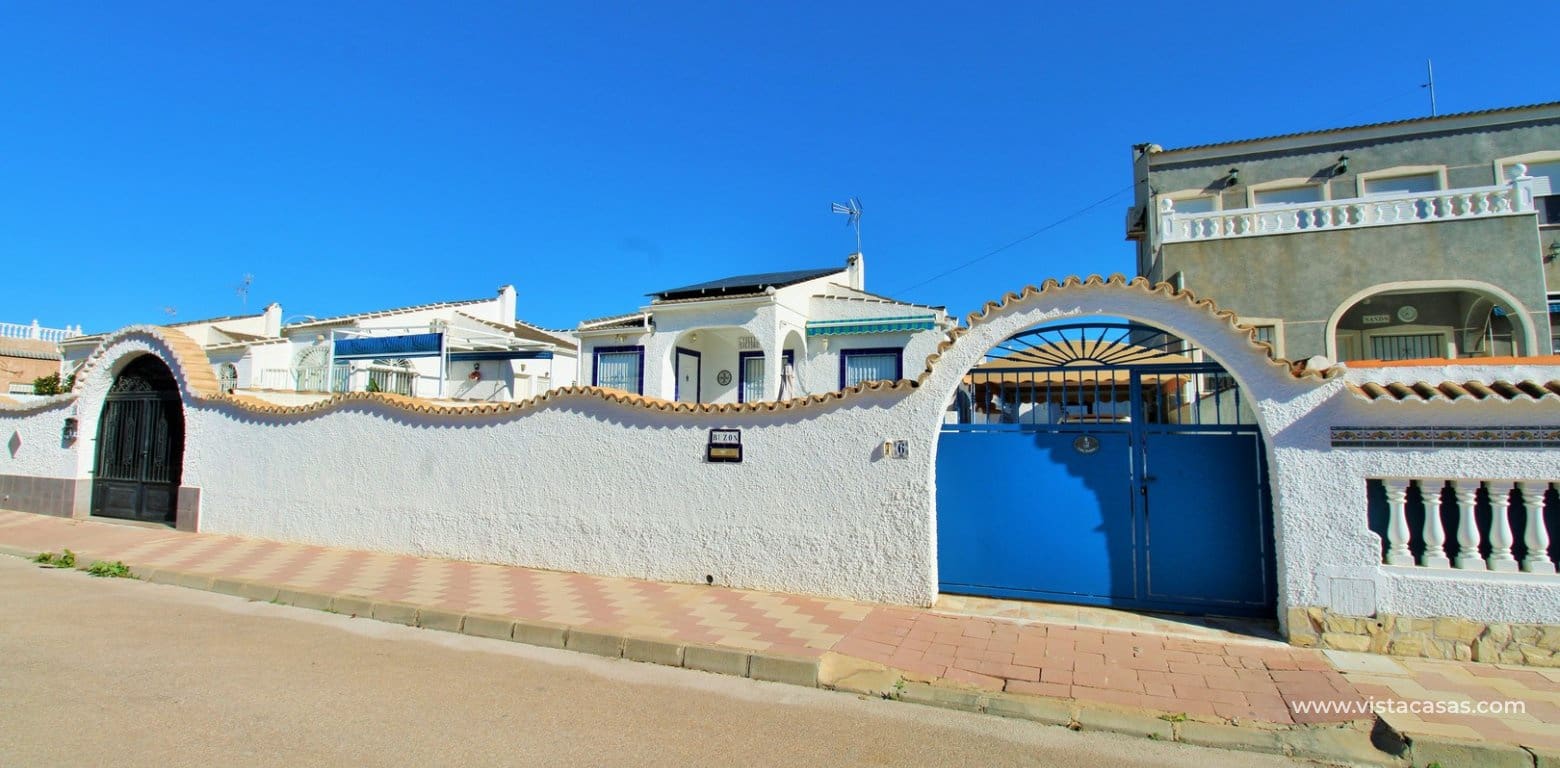 2 bedroom Villa for sale in El Chaparral with pool - € 279,000 (Ref: 9424165)