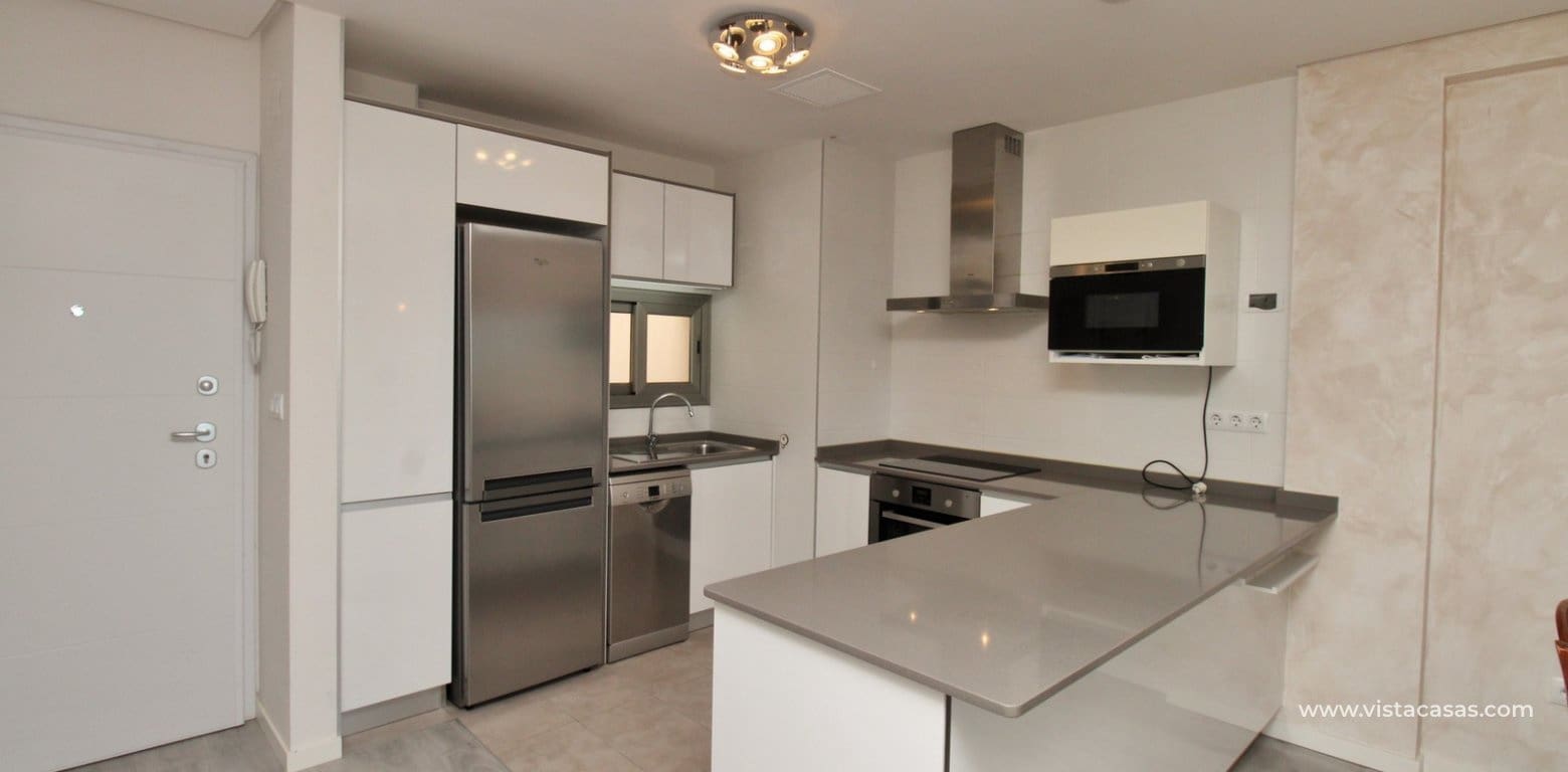 2 soveværelse Lejlighed til salg i Villamartin med swimmingpool - € 289.900 (Ref: 9425368)