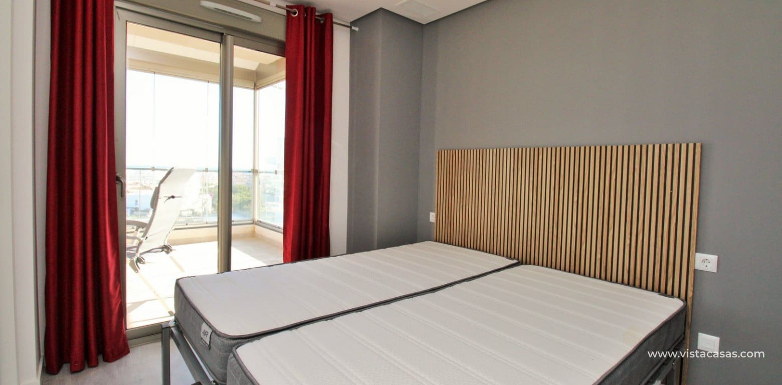 2 soveværelse Lejlighed til salg i Villamartin med swimmingpool - € 289.900 (Ref: 9425368)