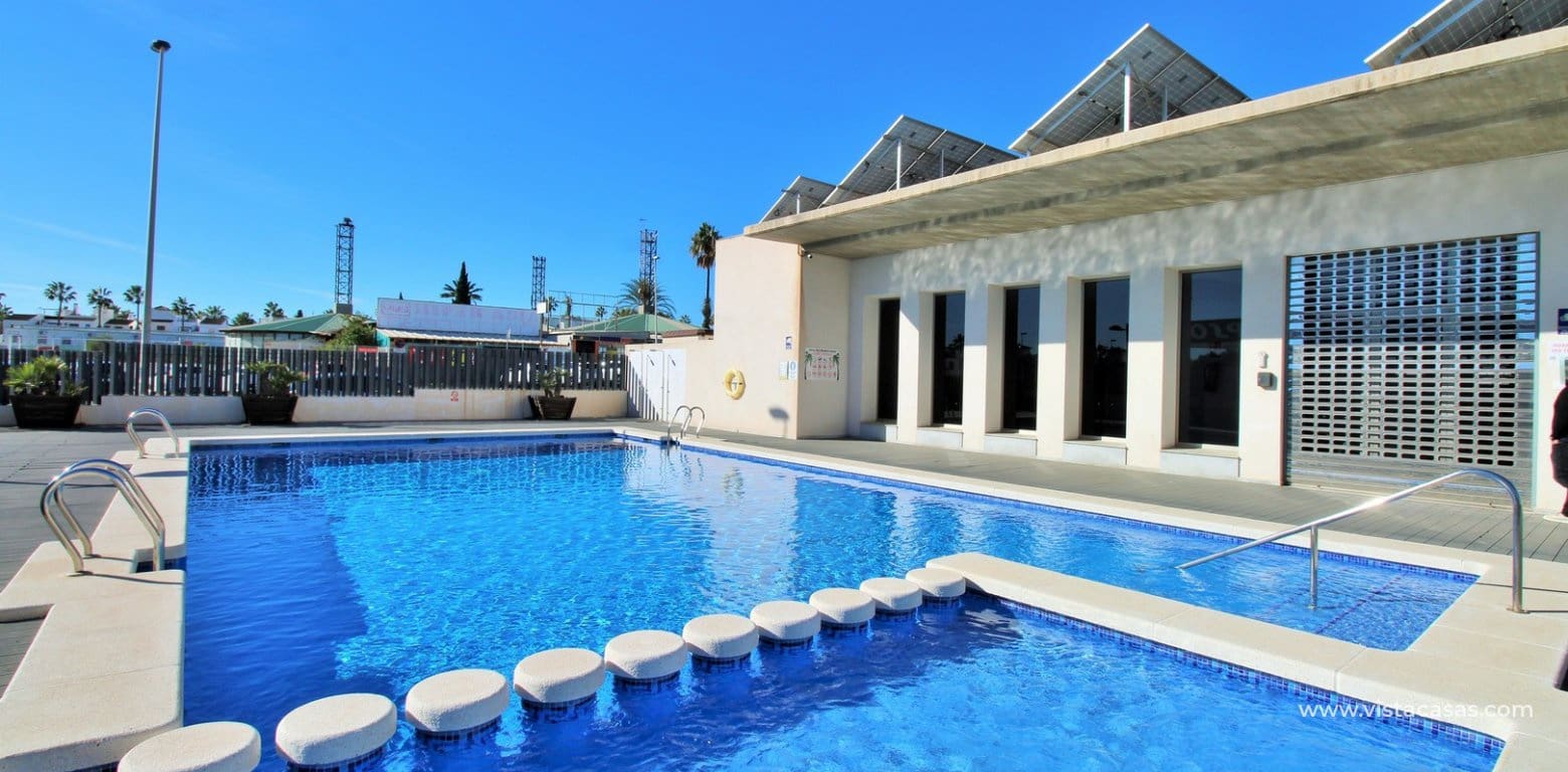 2 soveværelse Lejlighed til salg i Villamartin med swimmingpool - € 289.900 (Ref: 9425368)