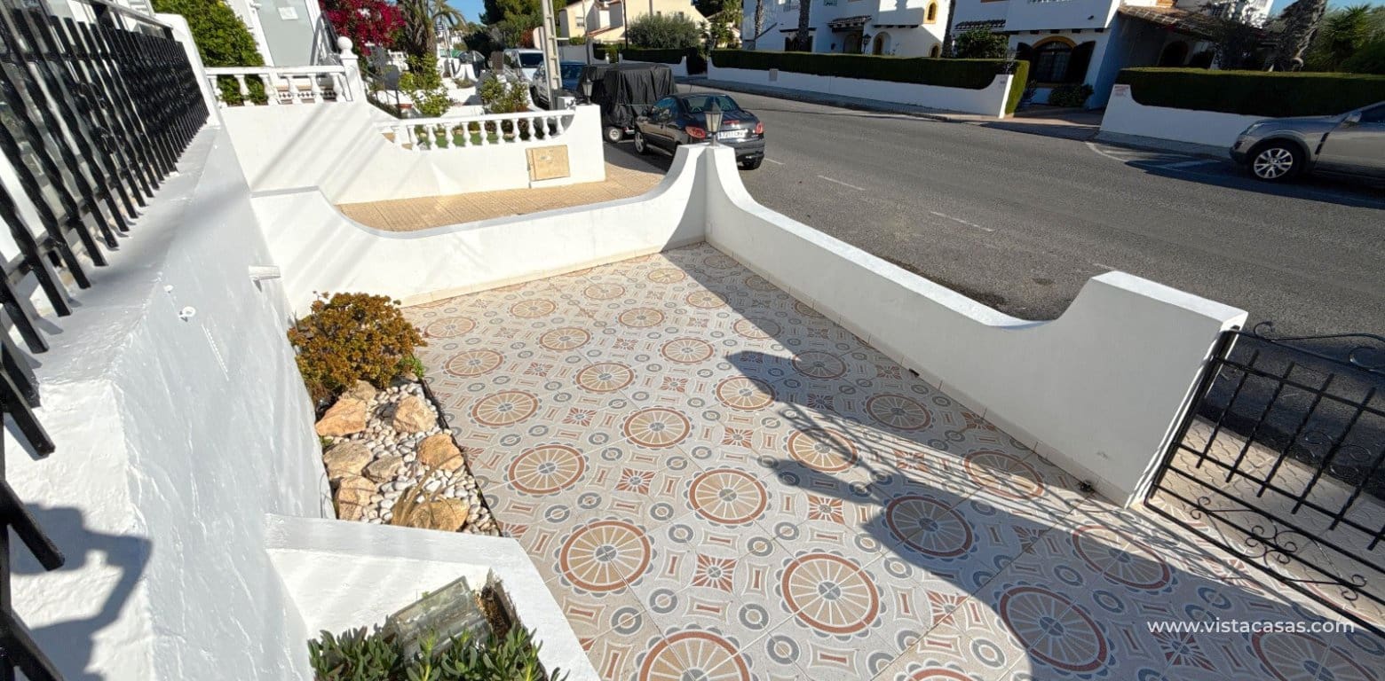 3 bedroom Townhouse for sale in Villamartin - € 229,950 (Ref: 9427566)