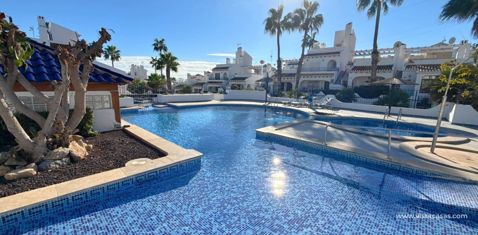 3 bedroom Townhouse for sale in Villamartin - € 229,950 (Ref: 9427566)