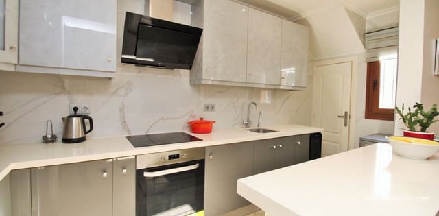 3 bedroom Bungalow for sale in Villamartin, Orihuela with pool - € 229,000 (Ref: 9428797)