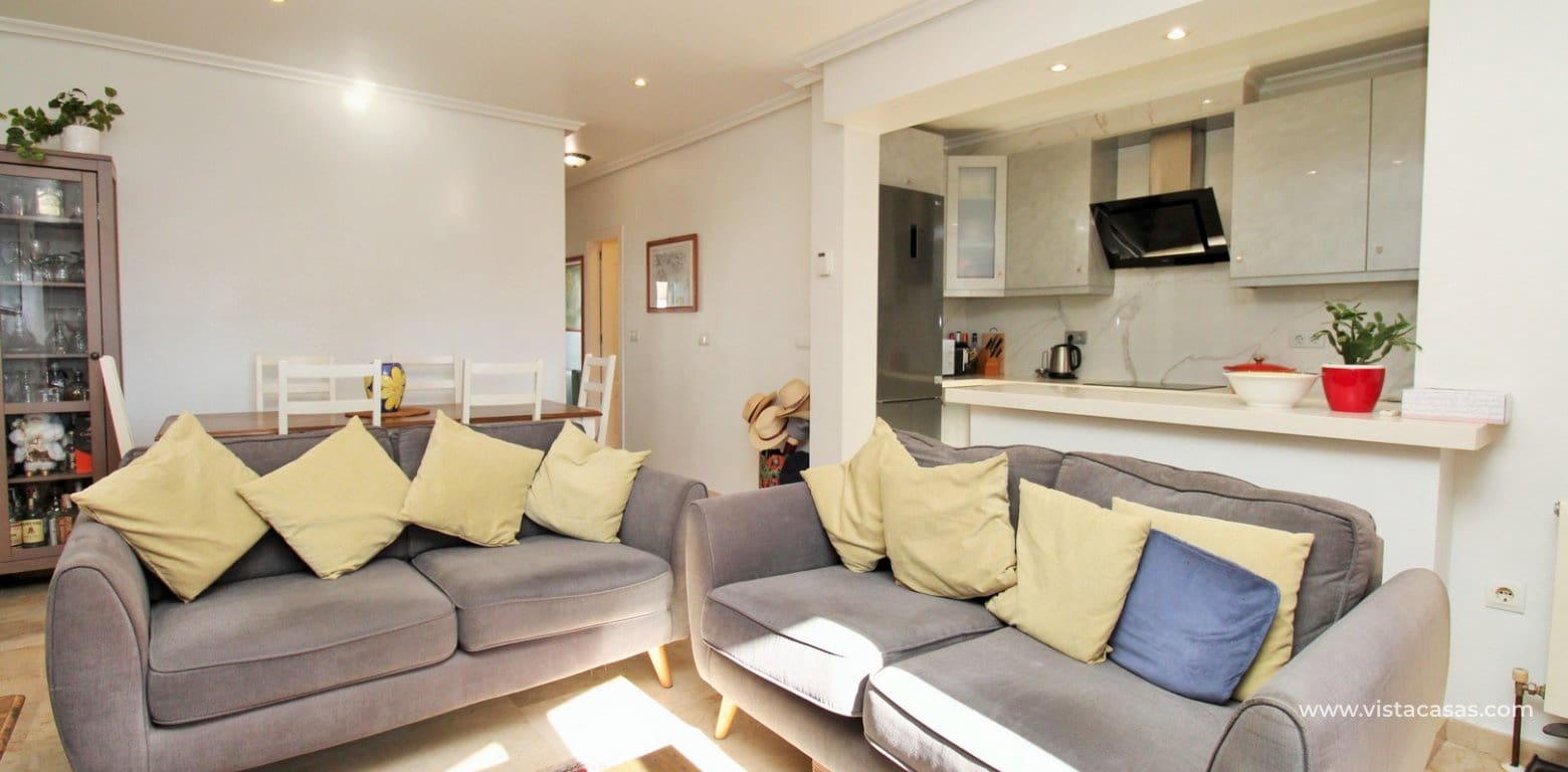 3 bedroom Bungalow for sale in Villamartin with pool - € 229,000 (Ref: 9428797)