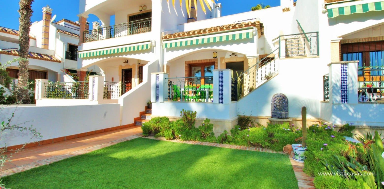 3 bedroom Bungalow for sale in Villamartin with pool - € 229,000 (Ref: 9428797)