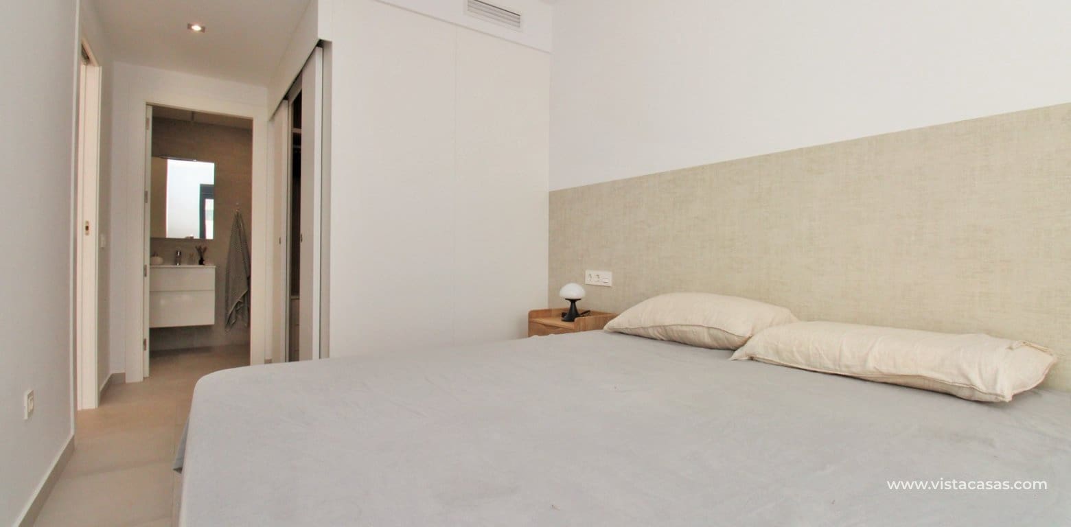 Casa de 2 habitaciones en Pilar de la Horadada en venta con piscina - 299.995 € (Ref: 9436478)