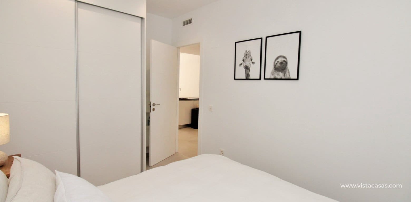 Casa de 2 habitaciones en Pilar de la Horadada en venta con piscina - 299.995 € (Ref: 9436478)