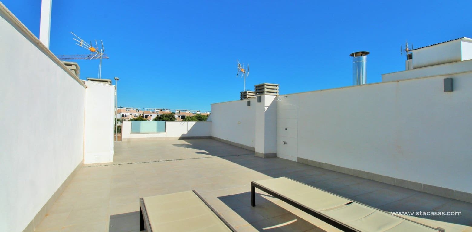Casa de 2 habitaciones en Pilar de la Horadada en venta con piscina - 299.995 € (Ref: 9436478)